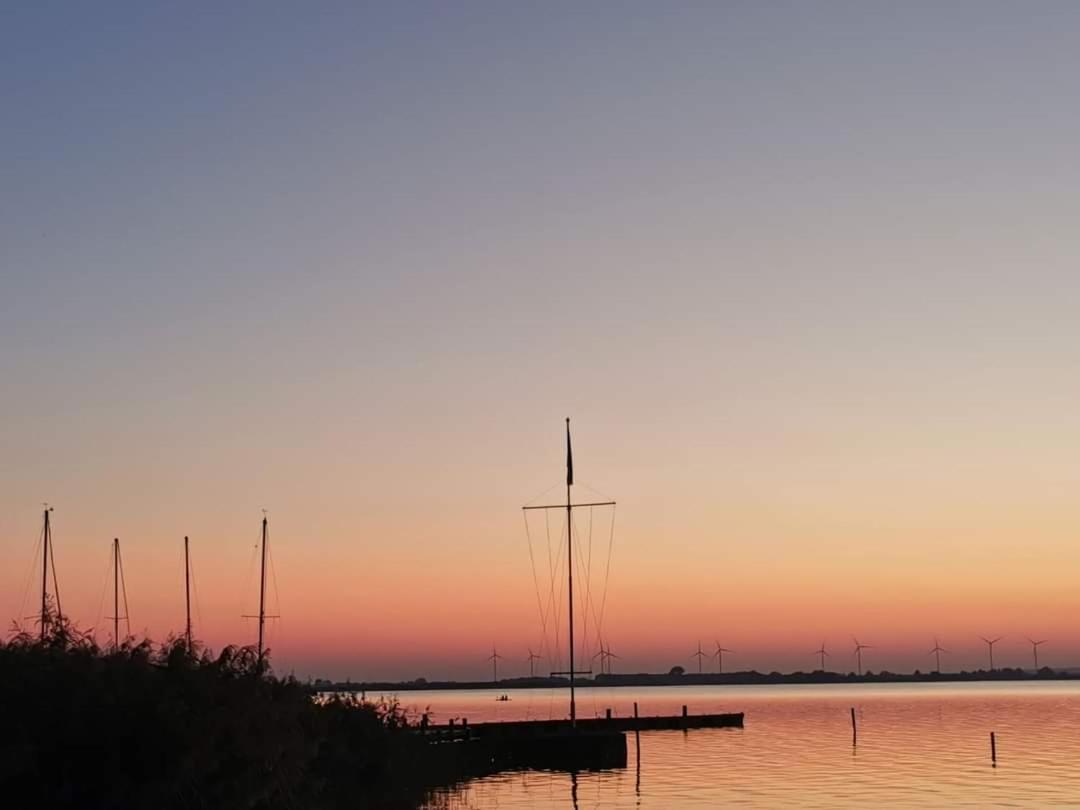 Duemmerliebe Mit Garten, 10 Min. Fusslaeufig Zum See Hüde Exterior foto